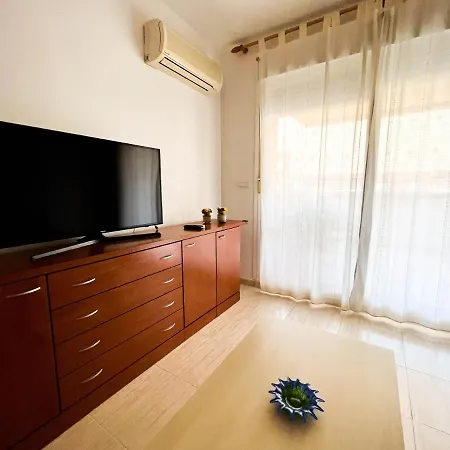 Gym, Ping Pong, Piscina Y Garaje Apartment